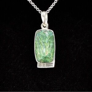 Elegant 925 Silver Seraphinite Pendant